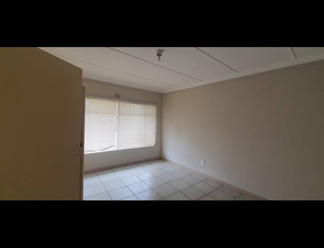 3 BEDROOM HOUSE TO LET IN ARCON PARK